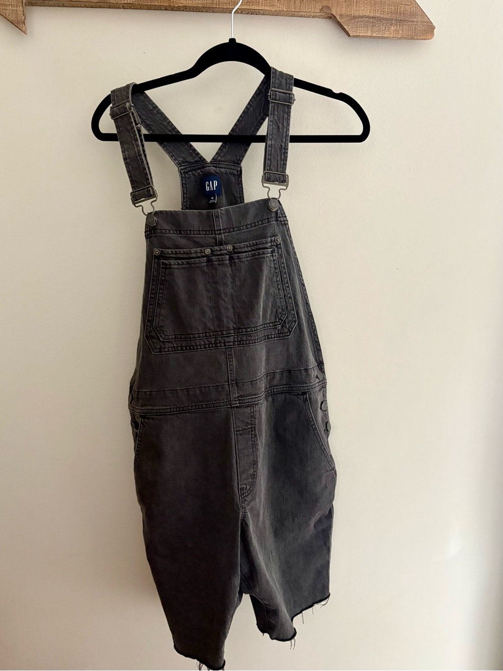 GAP Women’s Charcoal Relaxed Denim Overalls
